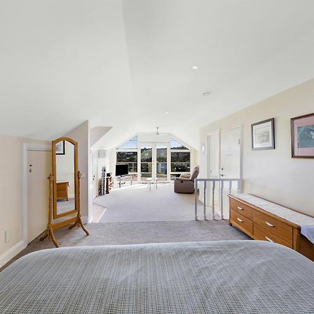 Logans Beach Apartments - The Loft Warrnambool Exterior photo
